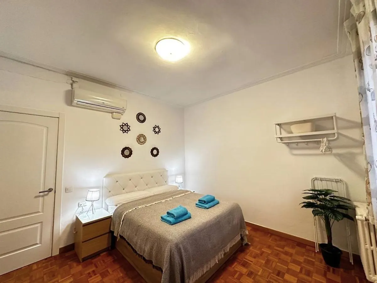 Rooms Nuevo Roger Barcelona 0*,